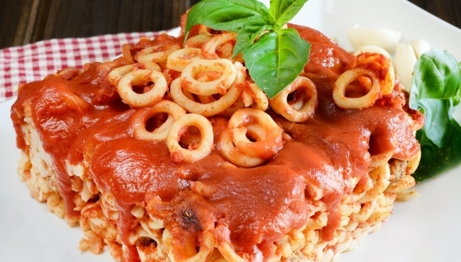 Gustala Tutta | Lasagne o Anellini al Forno teglia media, Bottiglia di Coca e 1kg di Pasta Fresca